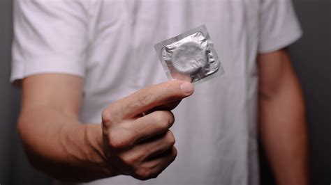 Blowjob ohne Kondom Sex Dating Hüldenberg